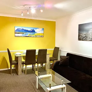Excel 2 Bedrooms, Reception, Spacious Apartment London